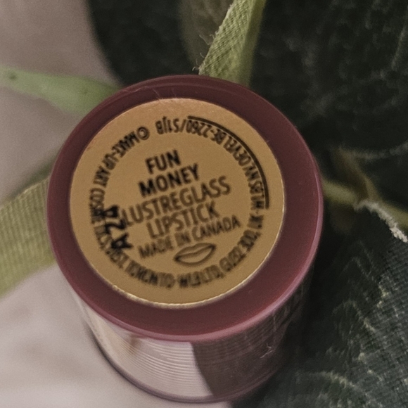 Charlotte Tilbury+Mac: 2 Pc Bundle - Picture 6 of 8